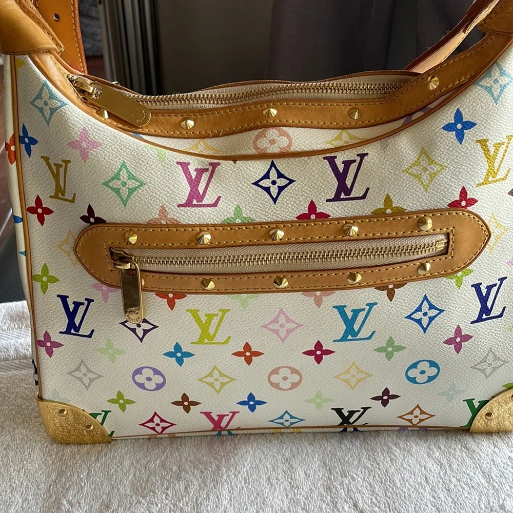 Louis Vuitton Boulogne - Picture 8 of 17